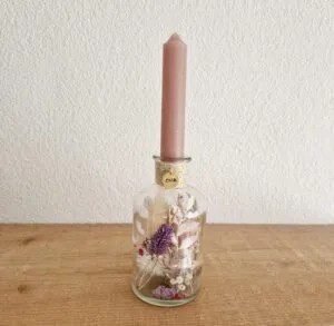 Droogbloemenfles-met-oma-paars-en-roze
