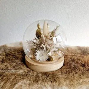 Glasdome-met-droogbloemen