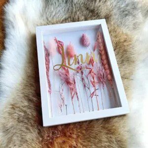 Lijstje-met-droogbloemen-Linn