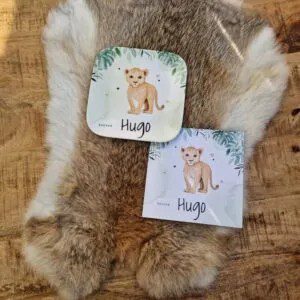 Geboortekaartje op servies